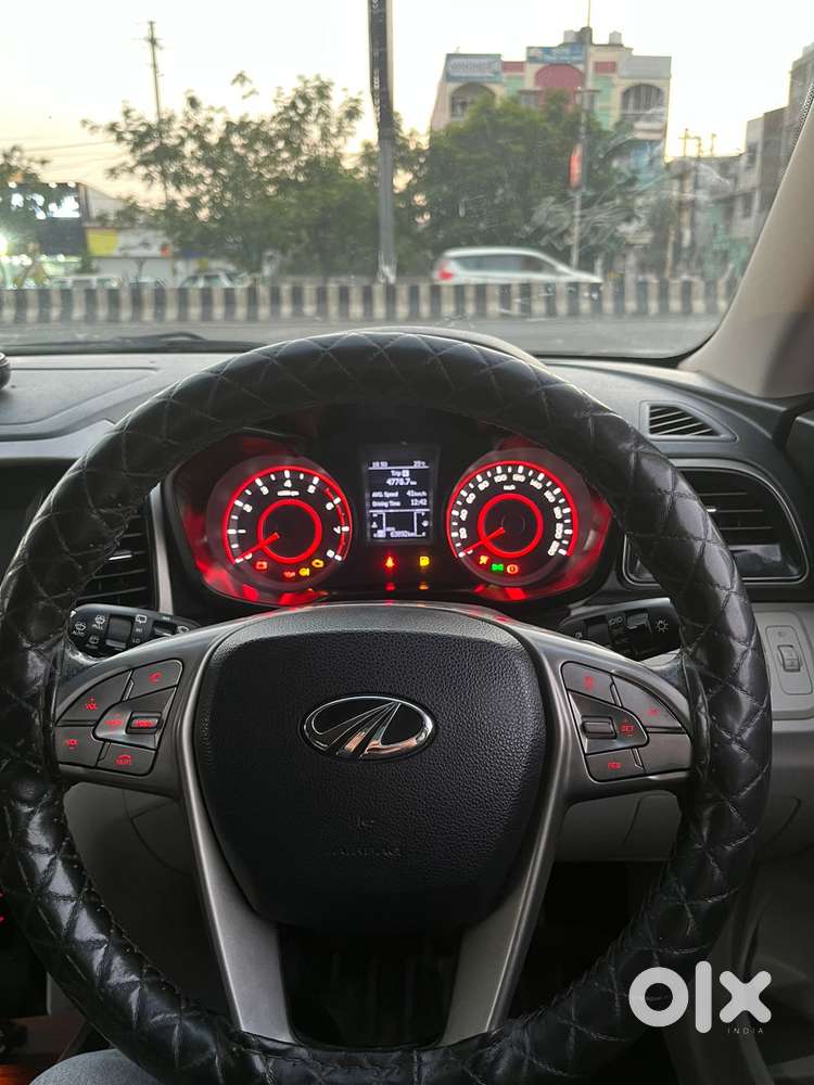 Mahindra Xuv300 W8, 2021, Petrol