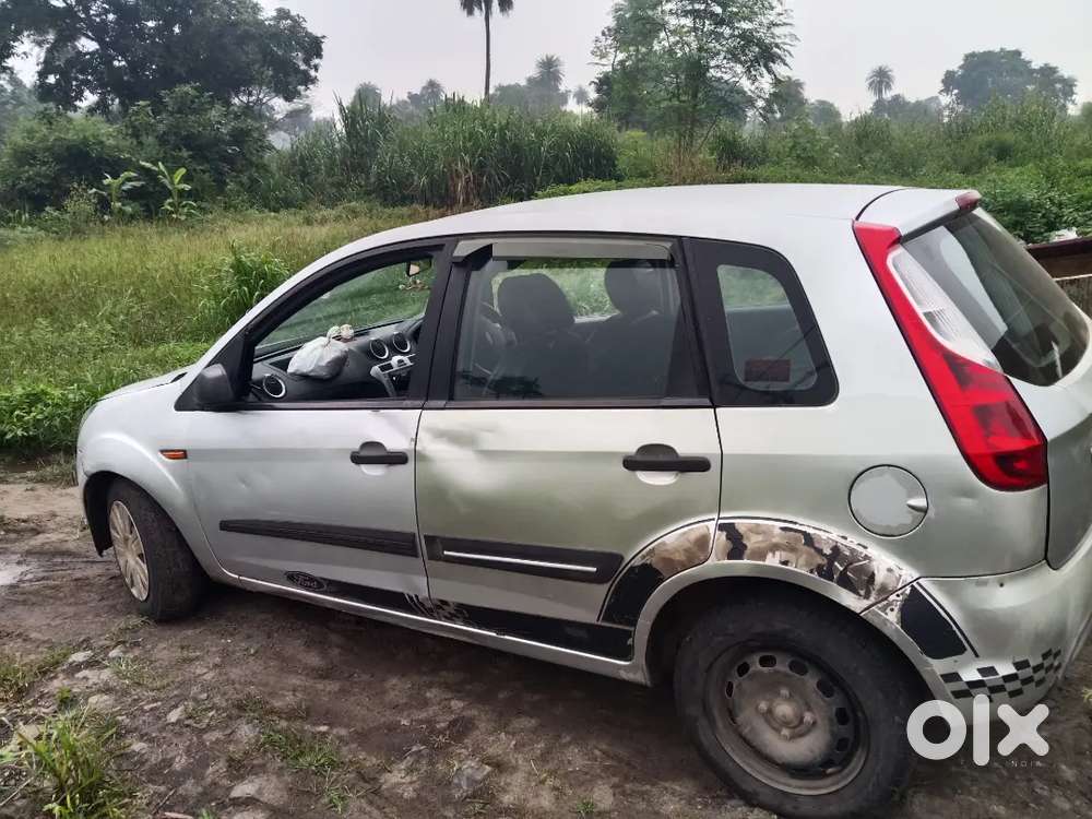 Ford Figo 2012 Petrol 100000 Km Driven