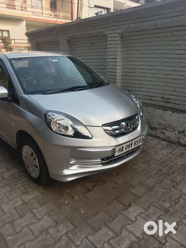 Honda Amaze 2016 Diesel Well Maintained