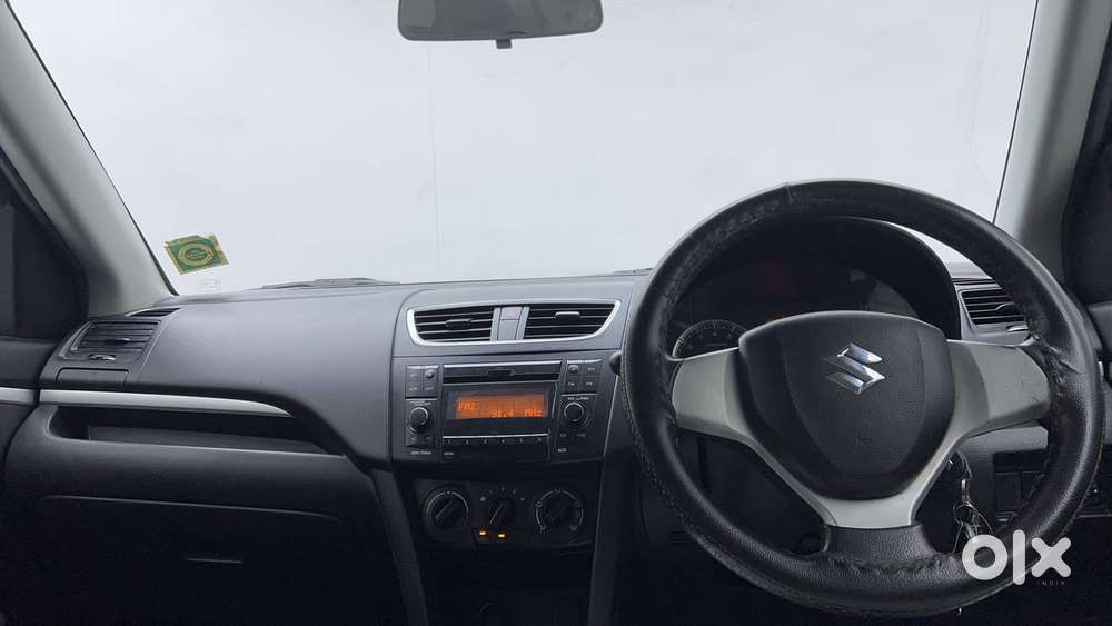 Maruti Suzuki Swift Vvt Vxi, 2016, Petrol
