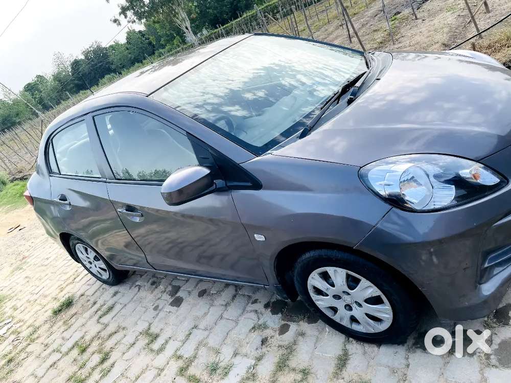 Honda Amaze Petrol Well Maintained Urgent Sell