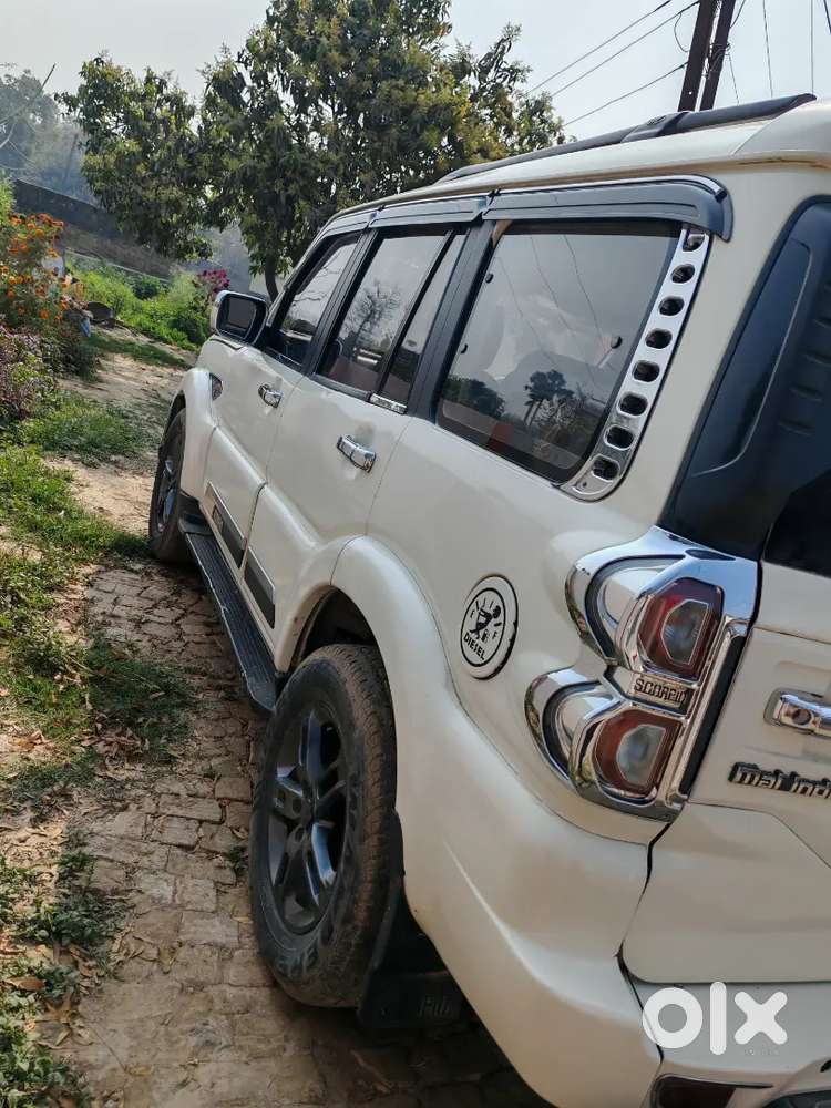 Mahindra Scorpio S4 2015 Model