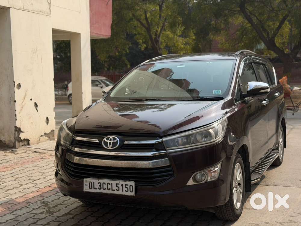 Toyota Innova Crysta Gx At 2.8  2017 Petrol 41000 Km Driven