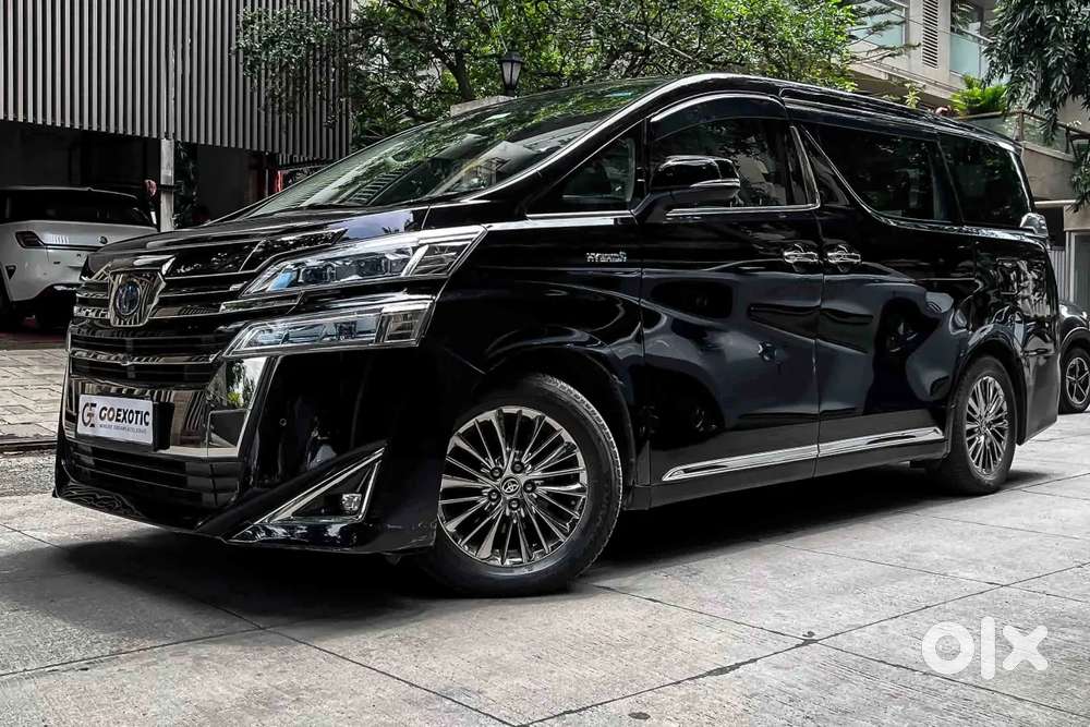 Toyota Vellfire 2.5 Hybrid, 2022, Petrol