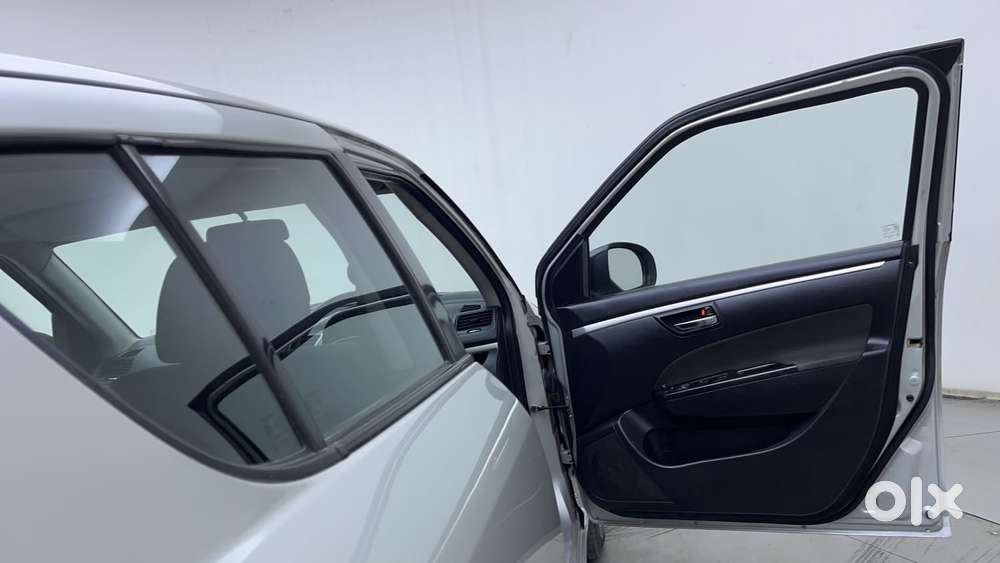 Maruti Suzuki Swift 2018 Vxi, 2015, Petrol