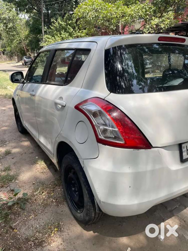 Maruti Suzuki Swift 2016 Diesel 95500 Km Driven