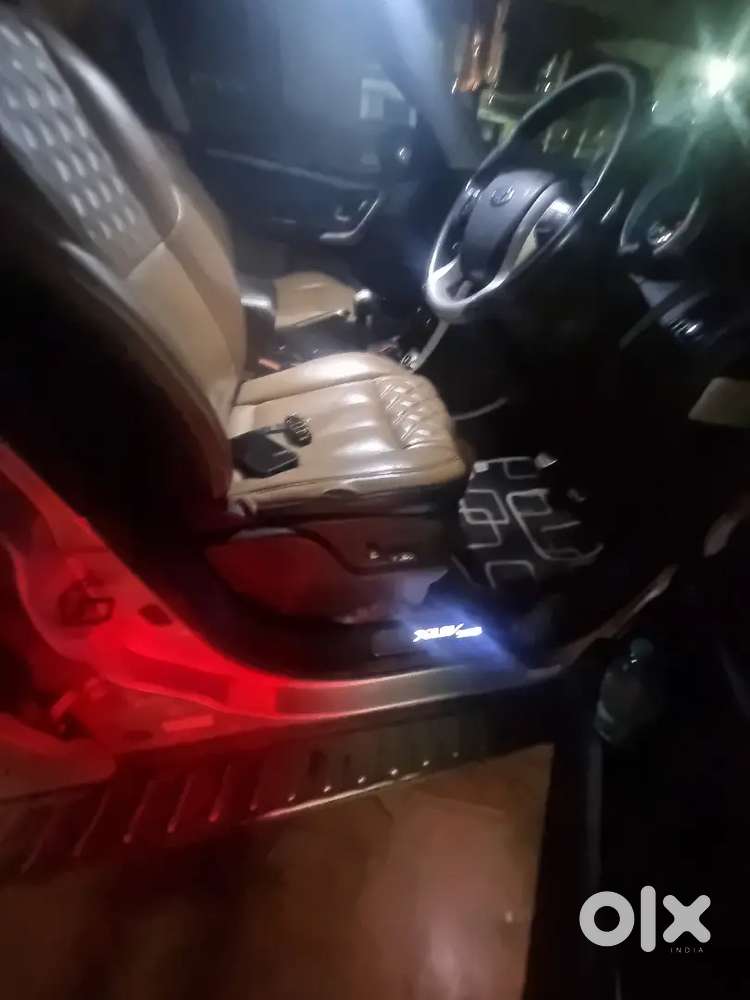 Mahindra Xuv500 2018