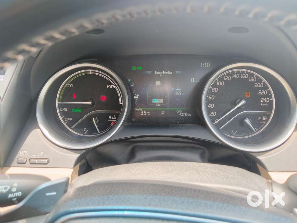 Toyota Camry Hybrid, 2024, Petrol