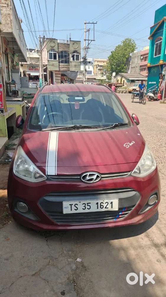 Hyundai Grand I10 2016 Petrol 70000 Km Driven