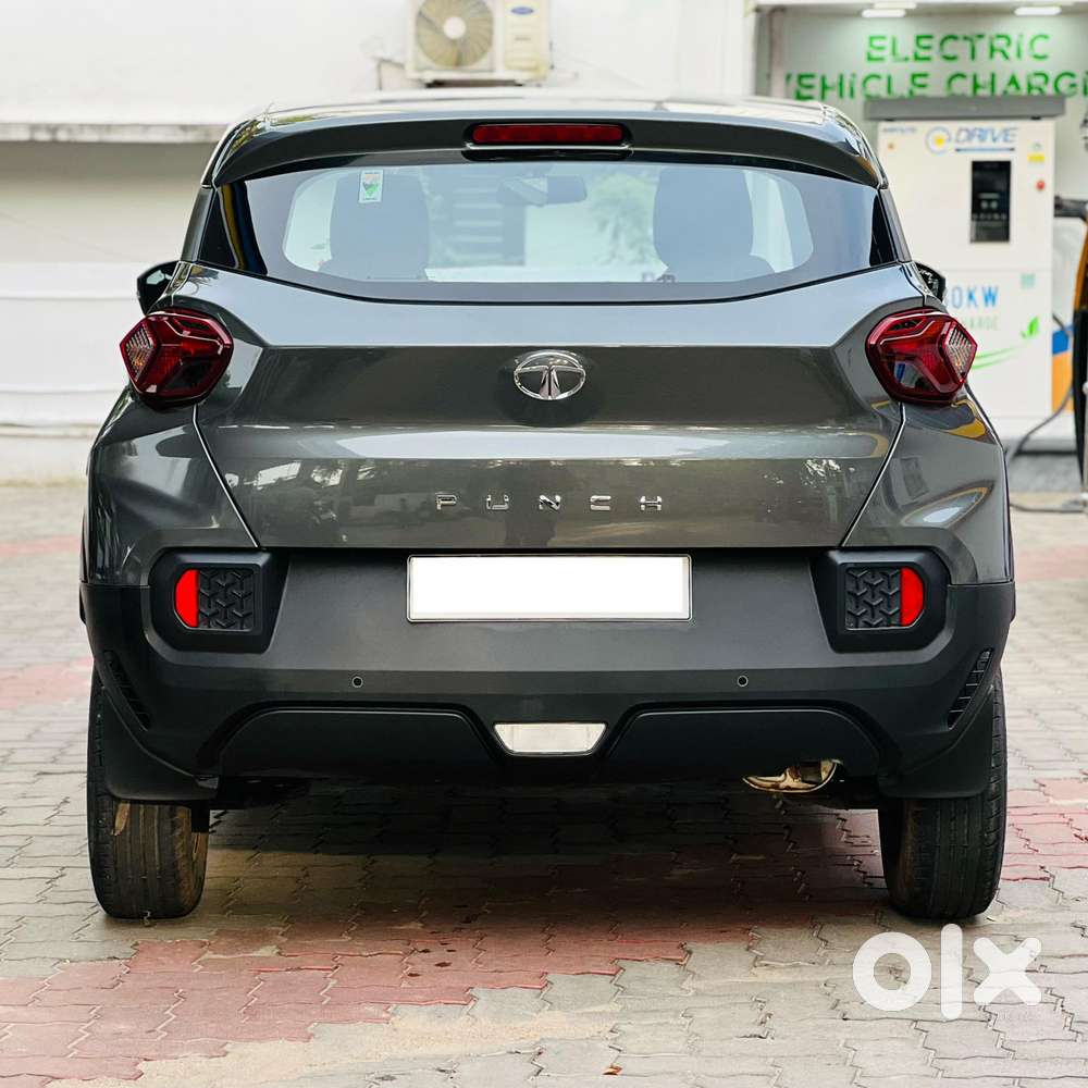 Tata Punch Camo Adventure Mt, 2022, Petrol
