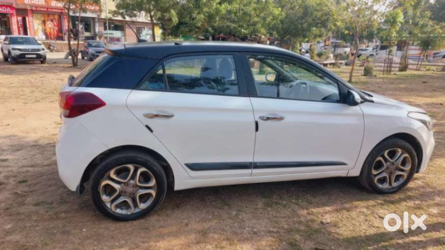 Hyundai I20 Asta (o) 1.2 Mt, 2019, Petrol