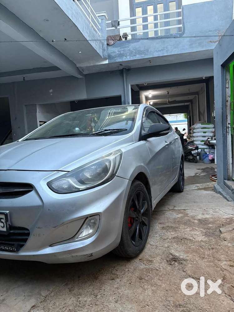 Hyundai Verna 2012 Cng & Hybrids Well Maintained