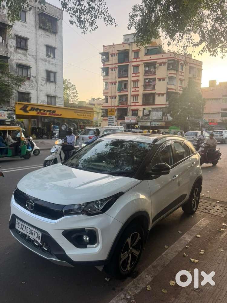 Tata Nexon 2022 Petrol, Less Driven, With Sunroof & Apple Carplay & Ap