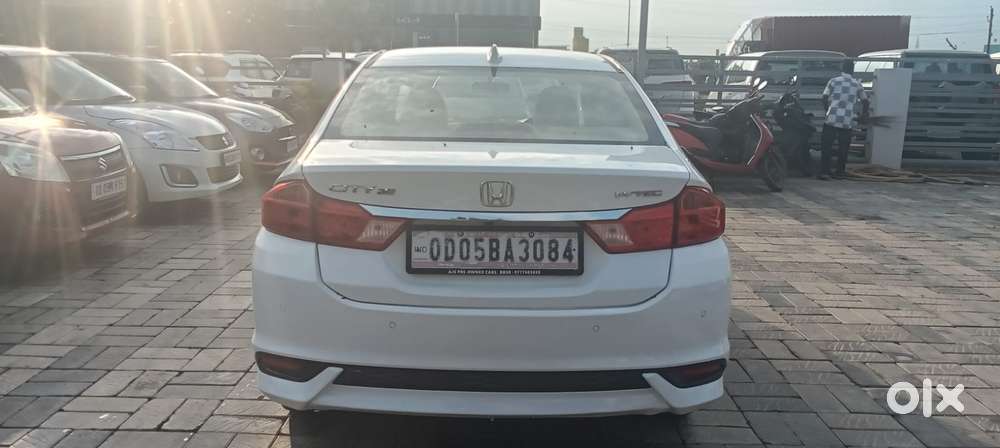Honda City 1.5 V Mt Exclusive, 2021, Petrol