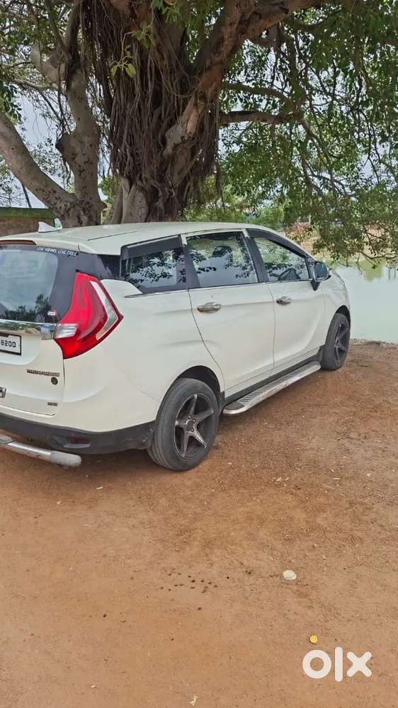 Mahindra Marazzo Diesel 2019