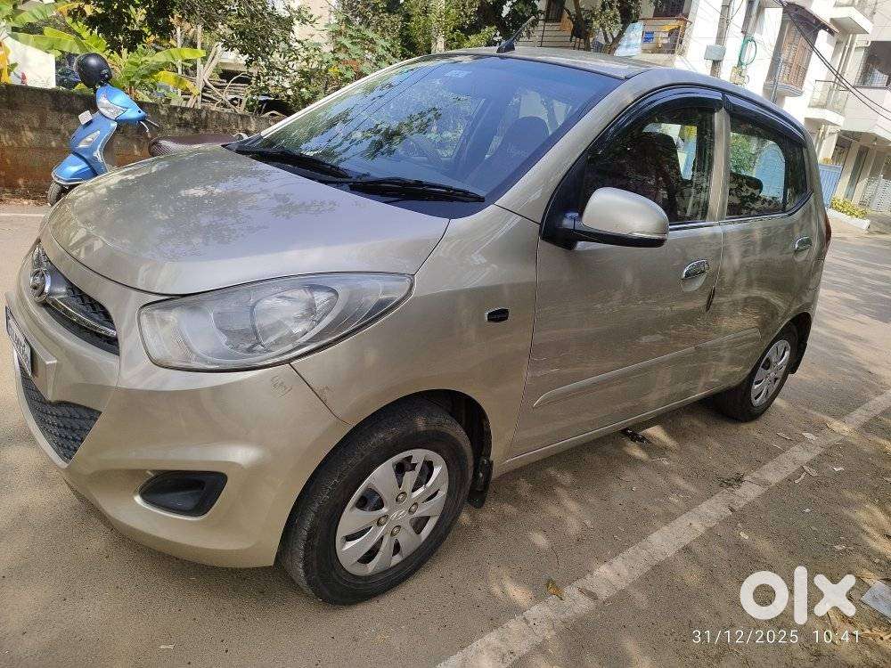 Hyundai I10 Sportz At, 2012, Petrol
