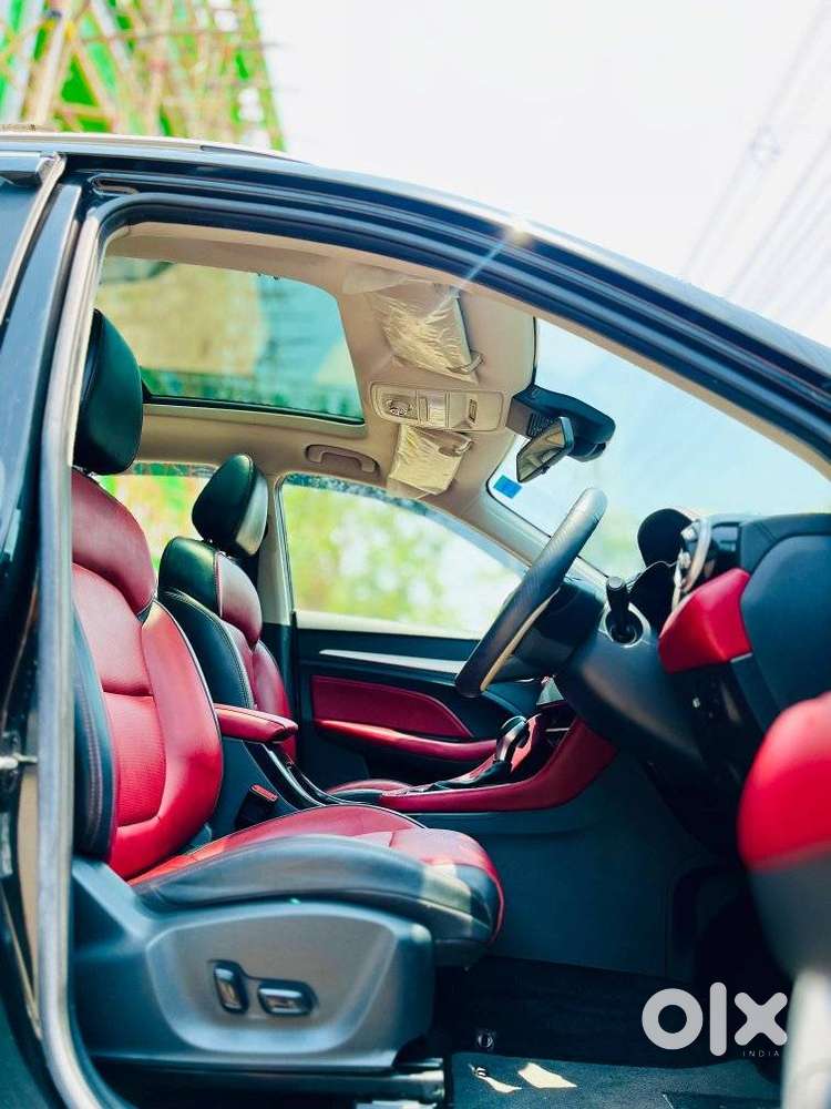 Mg Astor 1.3 Savvy Turbo At S Red, 2022, Petrol