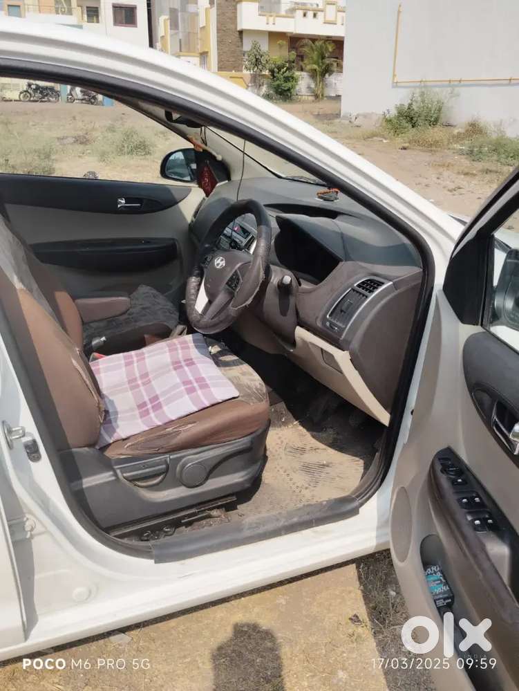 I20 2014 Asta 1.2 Petrol Top End Model Keyless Entry