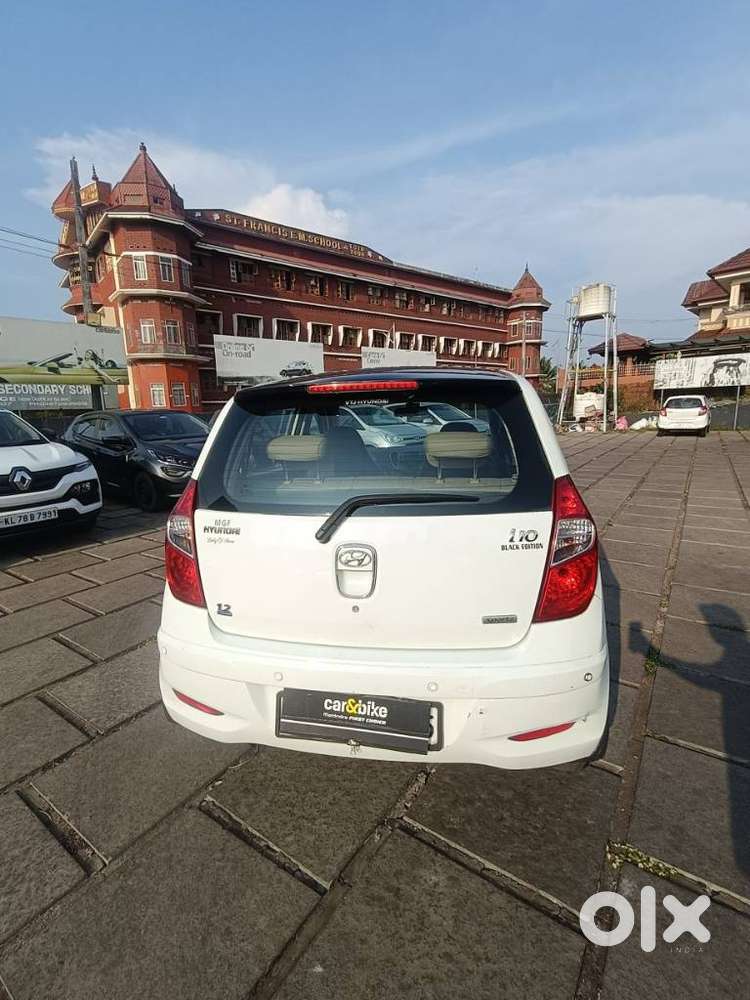 Hyundai I10 Sportz, 2012, Petrol