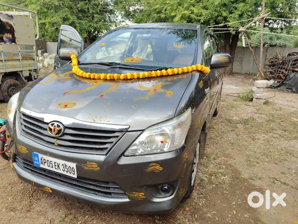 Toyota Innova 2012 Diesel