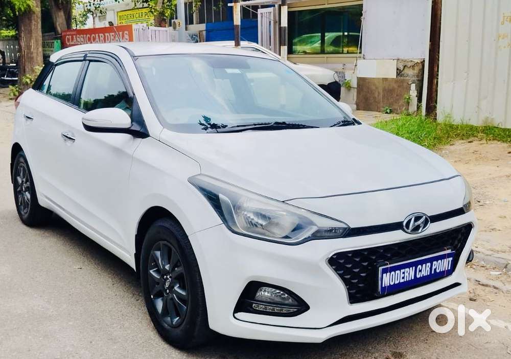 Hyundai Elite I20 Sportz Opt 1.4, 2020, Petrol