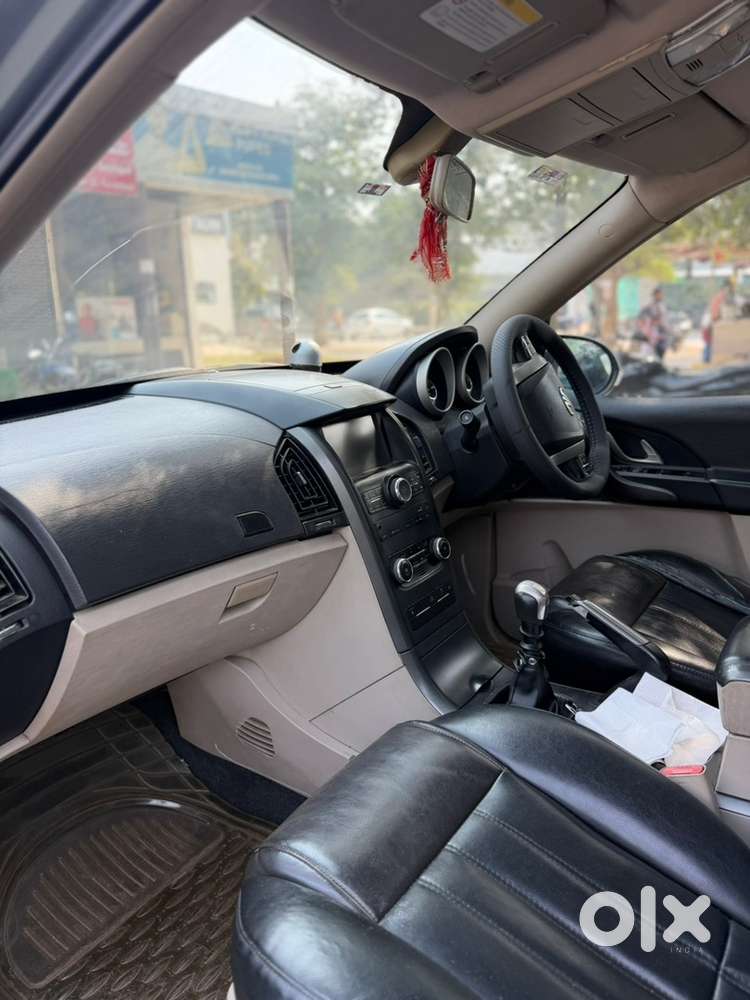 Mahindra Xuv500 W6 2017