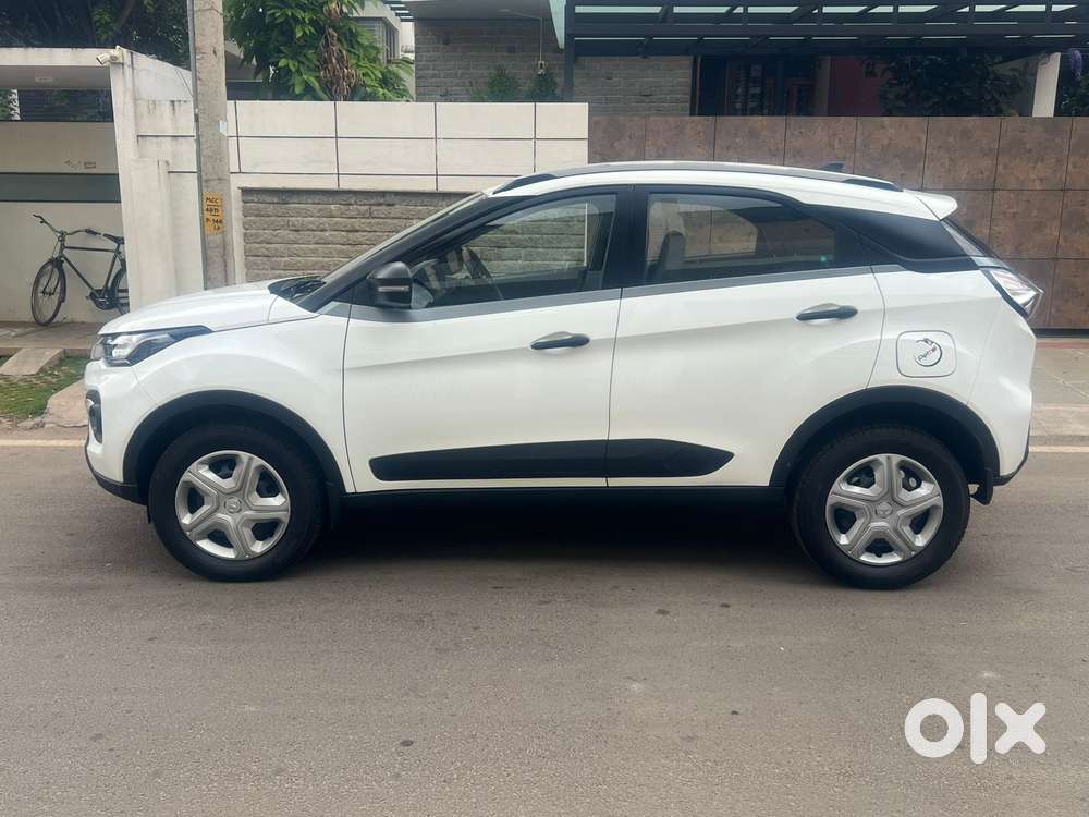 Tata Nexon 1.2 Revotron Xm (s), 2021, Petrol