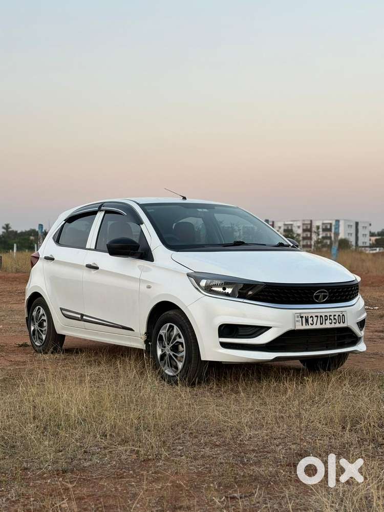 Tata Tiago 1.2 Revotron Xm Option, 2022, Petrol