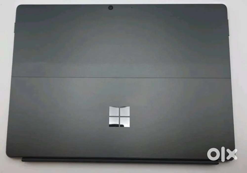 Microsoft Surface Pro 8 13'' Intel Core i7-1185G7 16GB RAM 1TB SSD