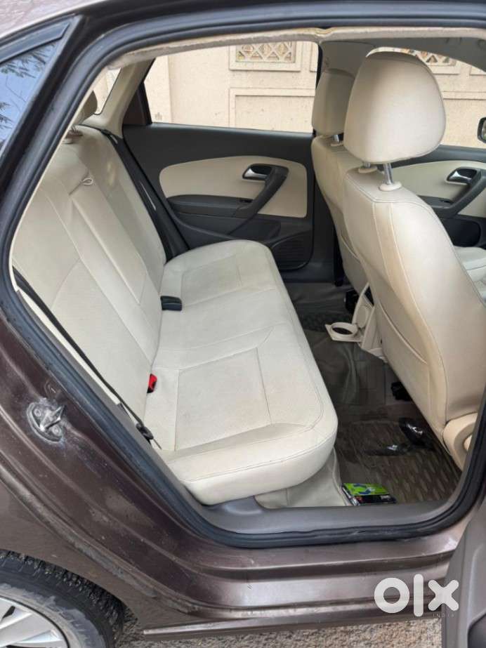 Volkswagen Vento 1.5 Tdi Highline At, 2015