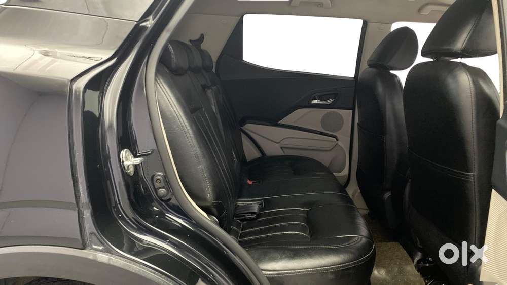 Mahindra Xuv300 W8 Diesel, 2020, Diesel