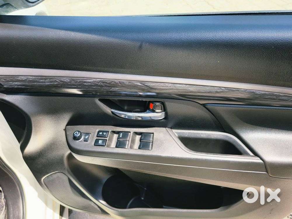 Maruti Suzuki Xl6 1.5 Zeta Mt, 2022, Petrol