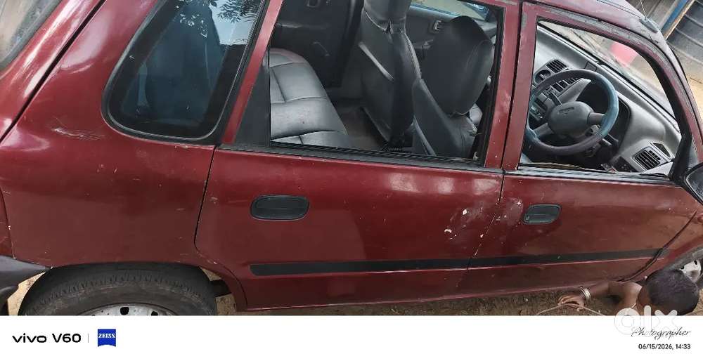 Maruti Suzuki 1000 2001 Petrol Car