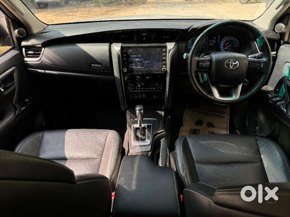 Toyota Fortuner [2021-ongoing] 2.8 2wd Diesel At, 2022, Diesel