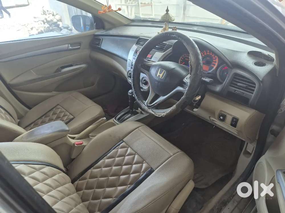 Honda City (2011) Petrol + Cng.