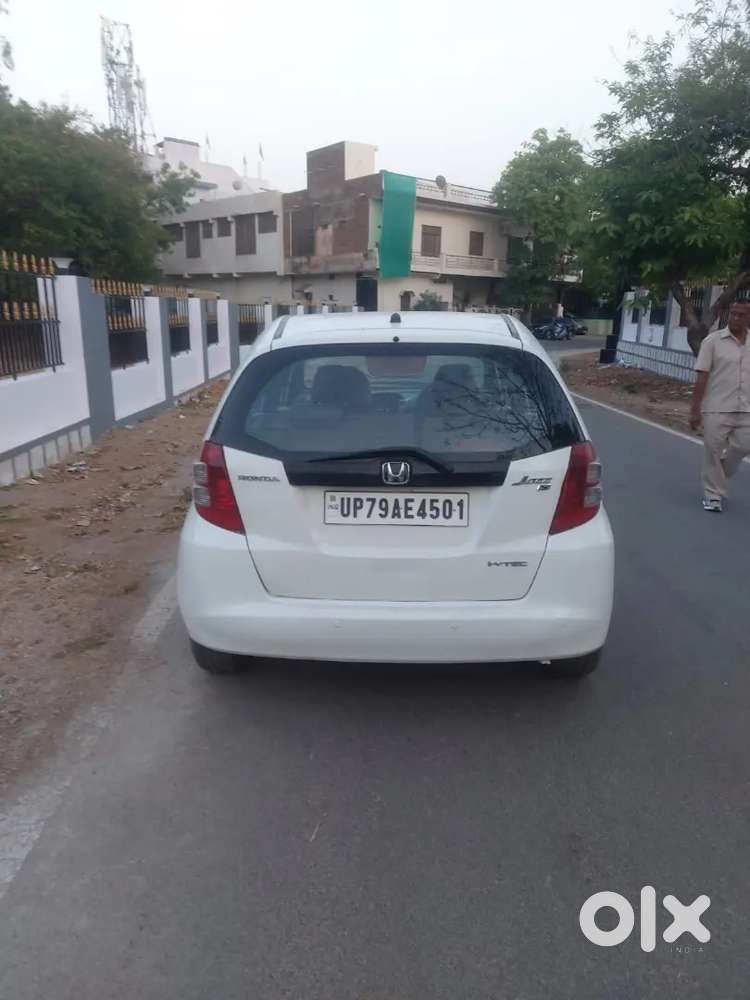 Honda Jazz 2010 Petrol 126000 Km Driven