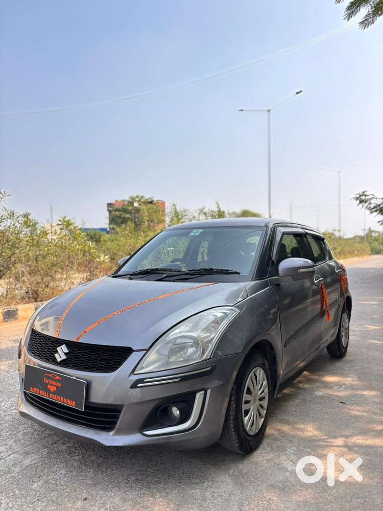 Maruti Suzuki Swift Vxi Optional, 2016, Petrol