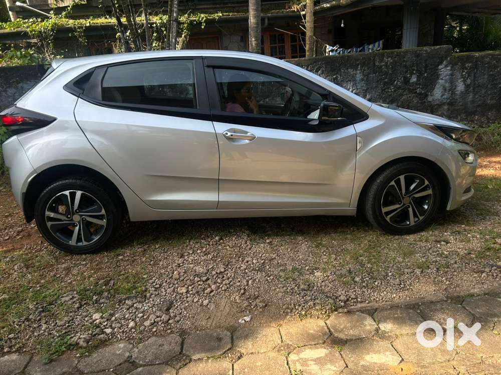 2021 Tata Altroz Petrol Manual