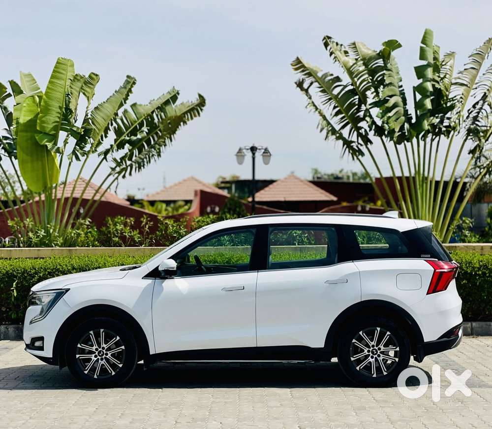 Mahindra Xuv700 2.2 Ax 7 Diesel Mt Luxury Pack Str, 2023, Diesel