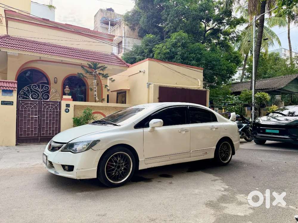 Honda Civic 1.8 V 2011