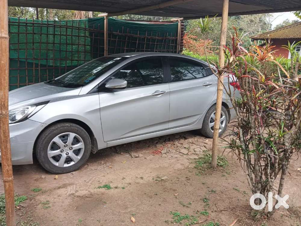 Hyundai Verna Petrol 2014