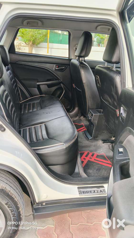 Maruti Suzuki Vitara Brezza 1.5 Vxi, 2023, Cng & Hybrids