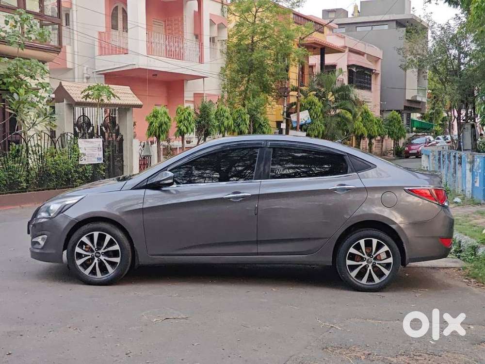 Hyundai Verna 1.6 Sx (o) Vtvt, 2015, Petrol