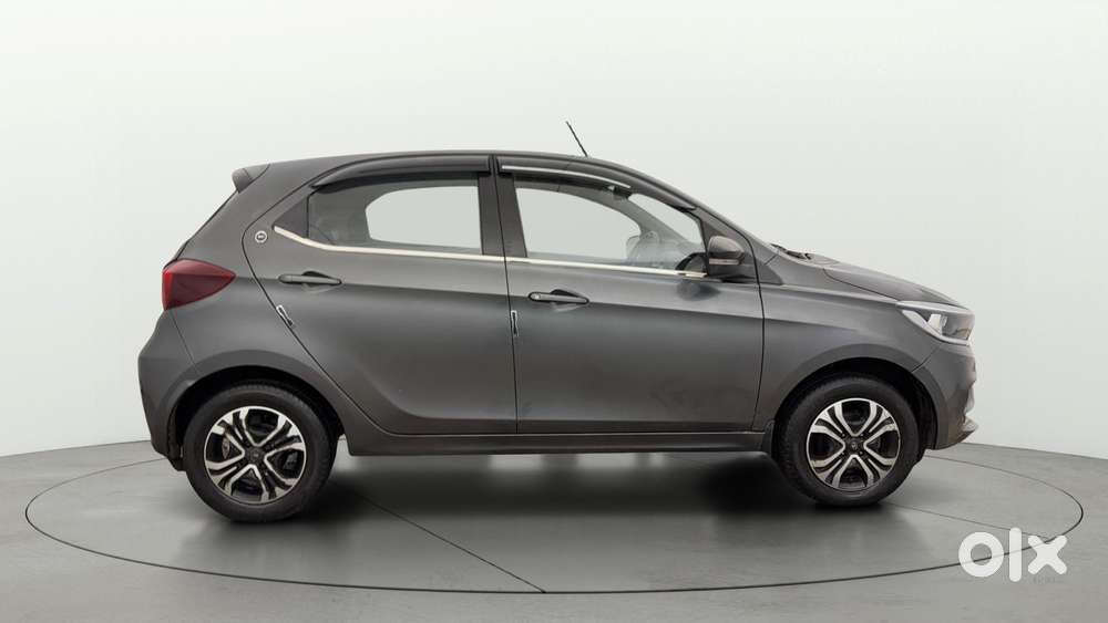 Tata Tiago 1.2 Revotron Xt Rhythm, 2023, Petrol