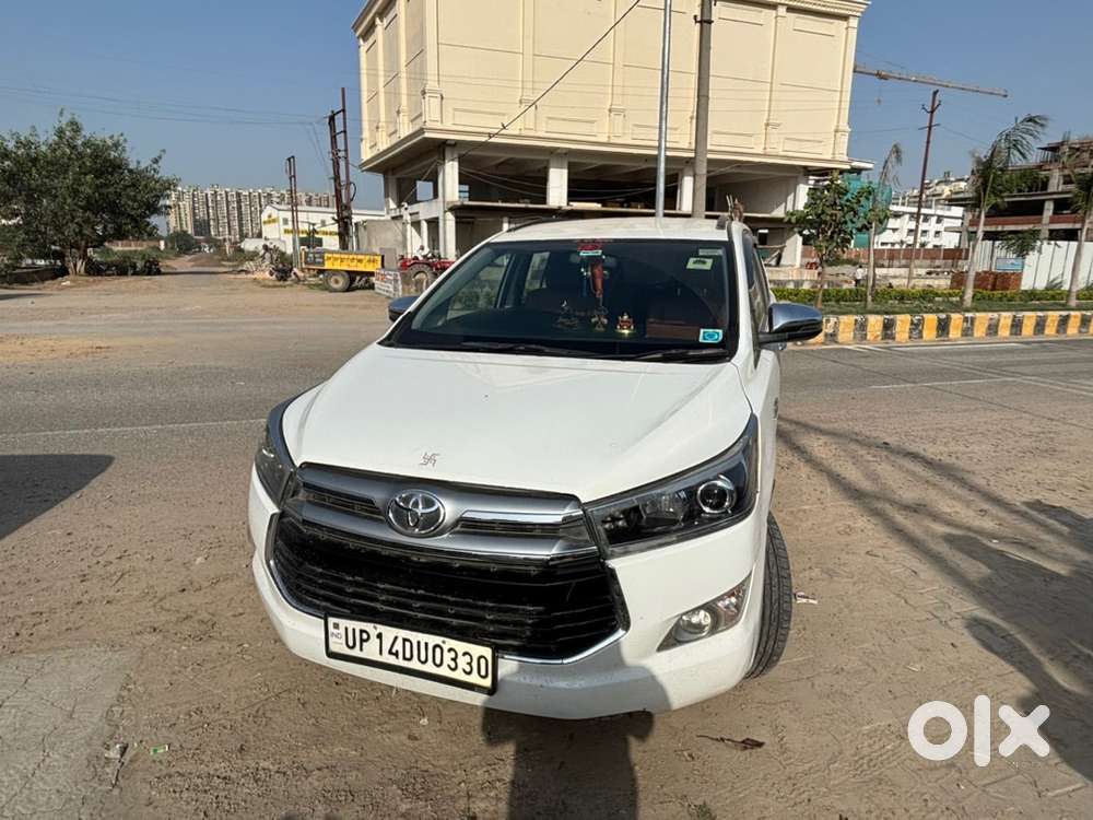 Toyota Innova Crysta 2018