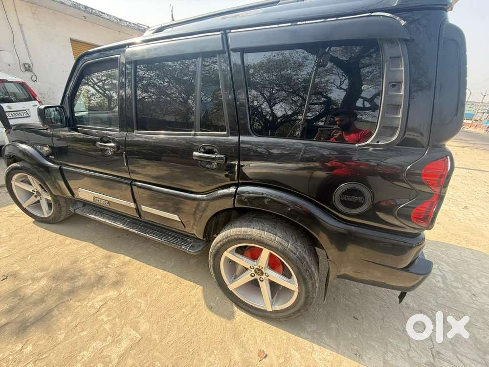 Mahindra Scorpio Classic 2021 Diesel Well Maintained