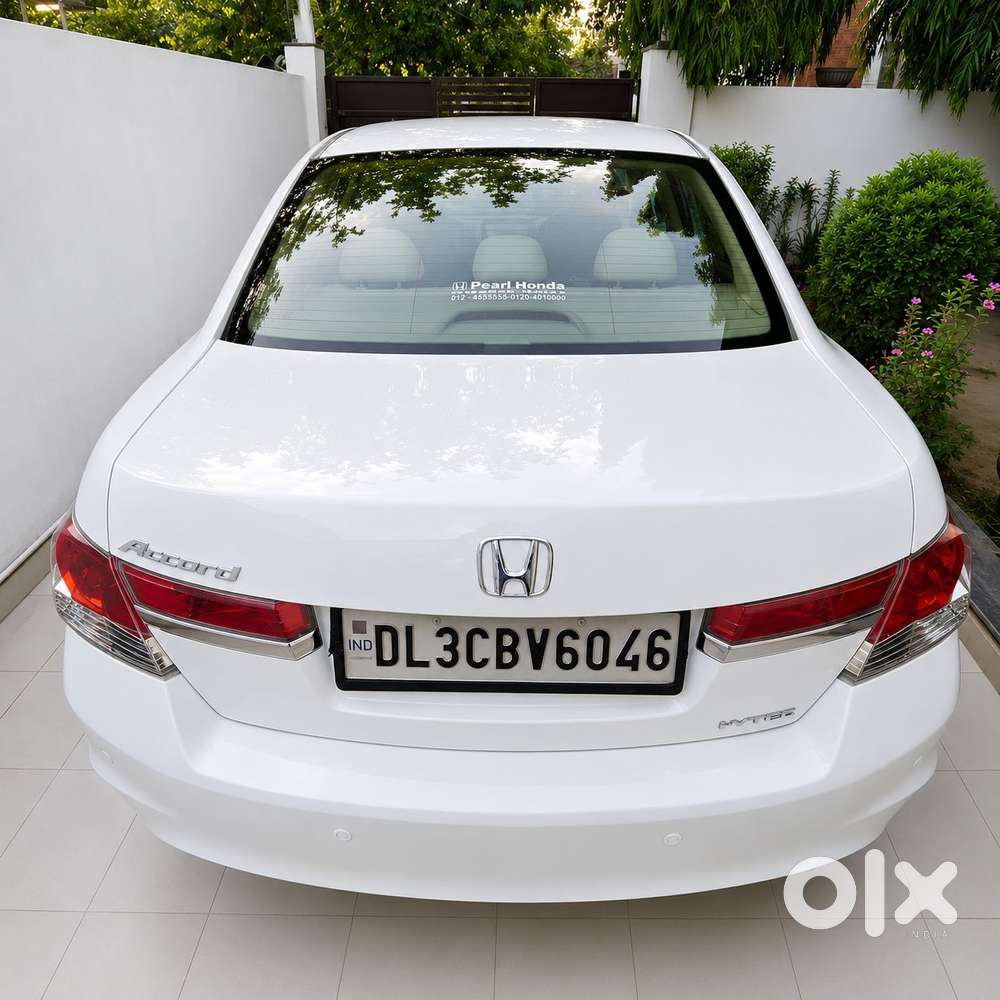 Honda Accord 2.4 Elegance Automatic, 2011, Petrol