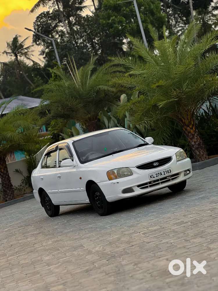 Hyundai Accent 2009 Petrol 180000 Km Driven