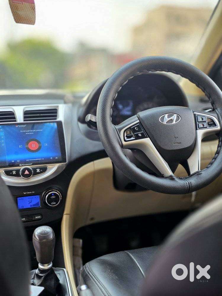 Hyundai Verna Vtvt 1.6 Sx, 2014, Petrol