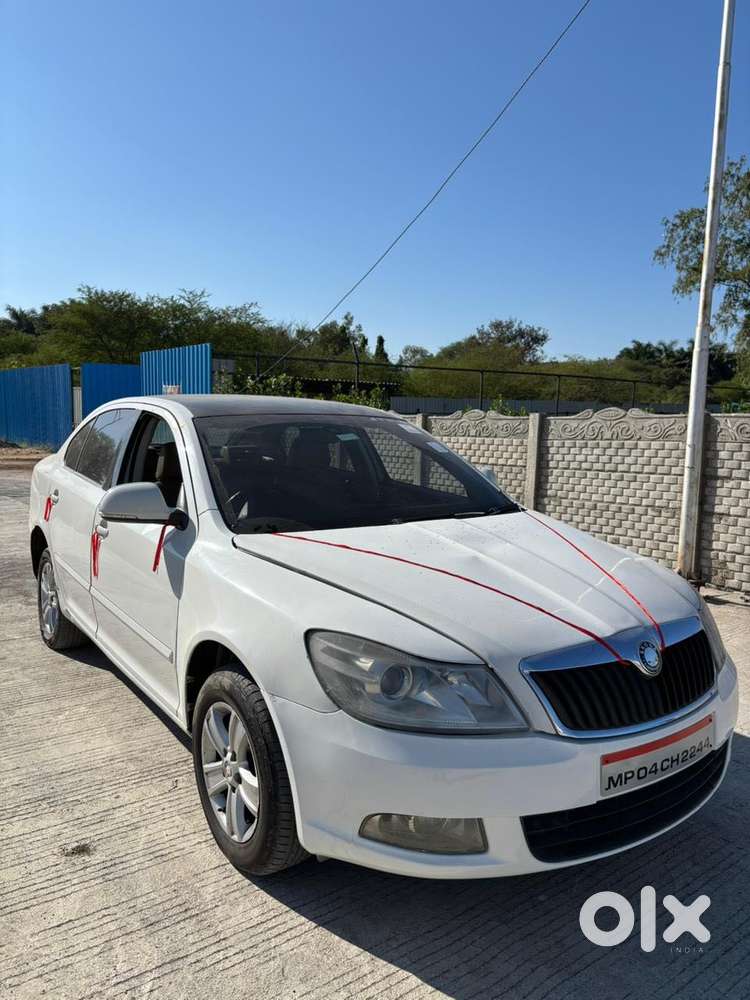 Skoda Laura 1.9 Tdi Mt Ambiente, 2012, Diesel